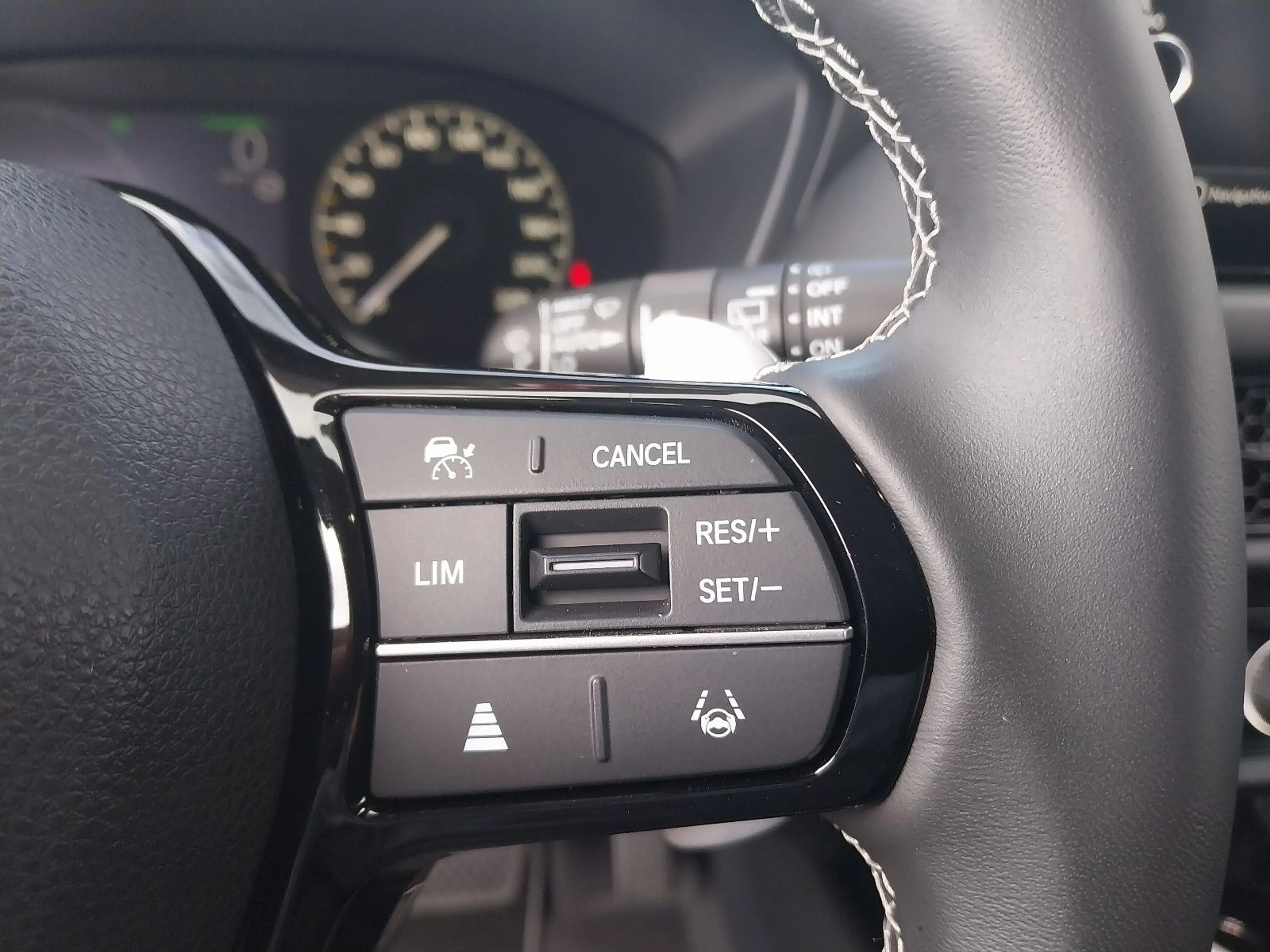 Honda ZR-V 2.0 i-MMD Hybrid Elegance Navi/LED/Kamera — photo 15