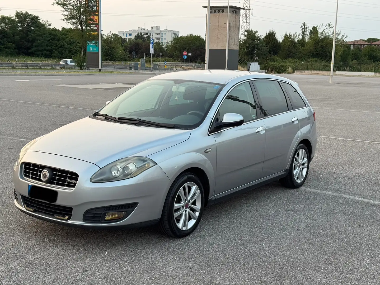 Fiat Croma 1.9 mjt 16v Dynamic 150cv - 1