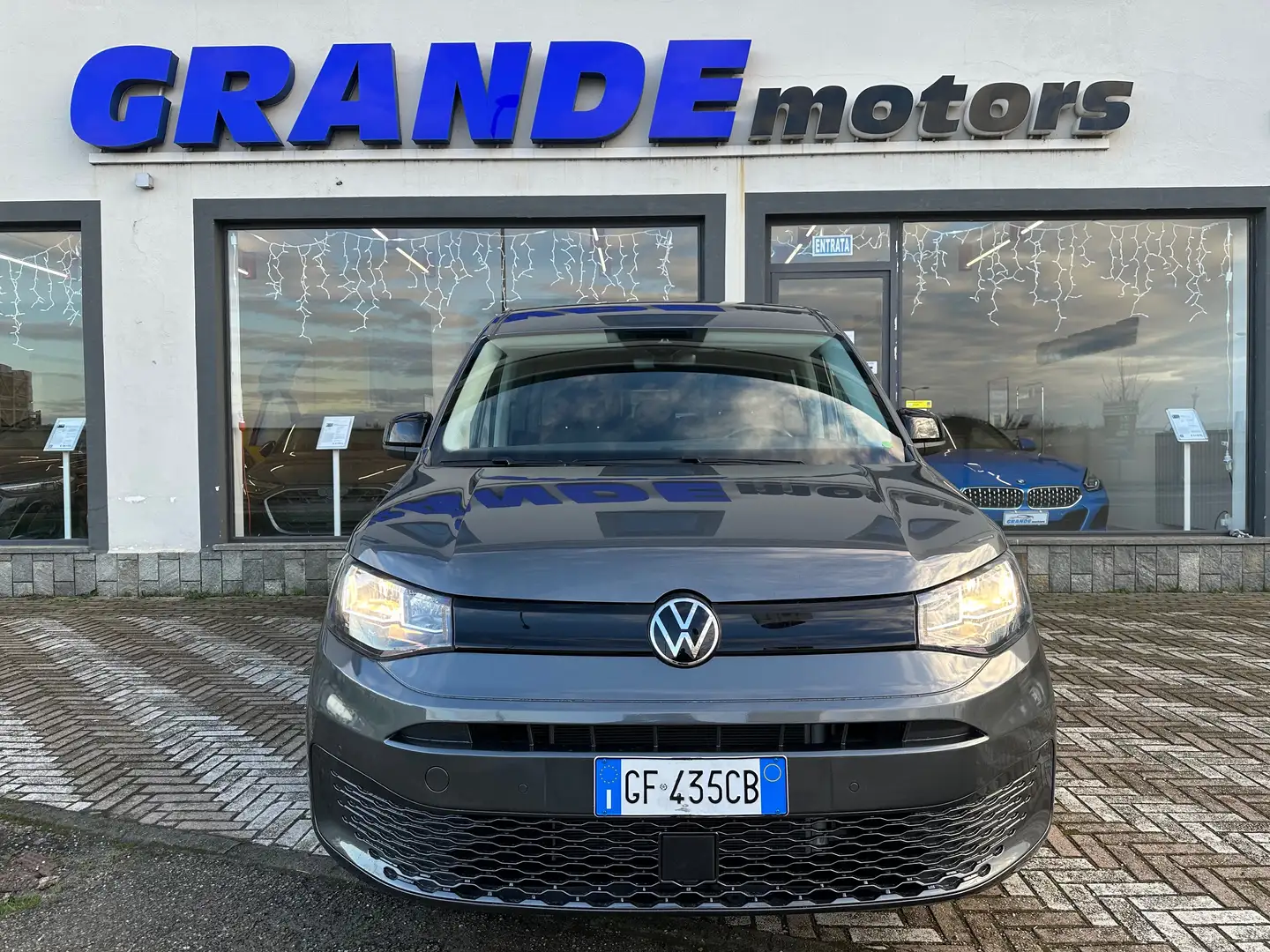 Volkswagen Caddy VOLKSWAGEN CADDY 2.0 TDI SCR MAXI SPACE DSG Grigio - 2