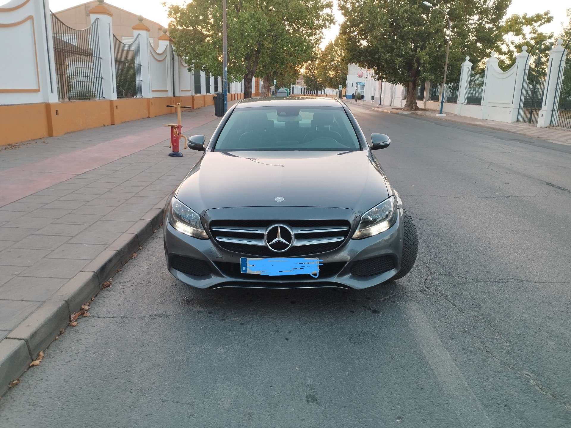 Mercedes-Benz C 220 220d - foto 1