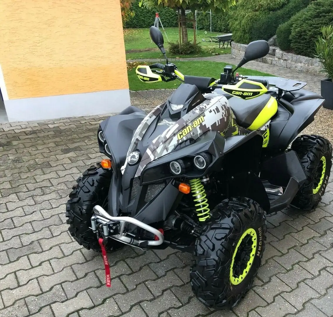 Can-Am Renegade Zwart - 1