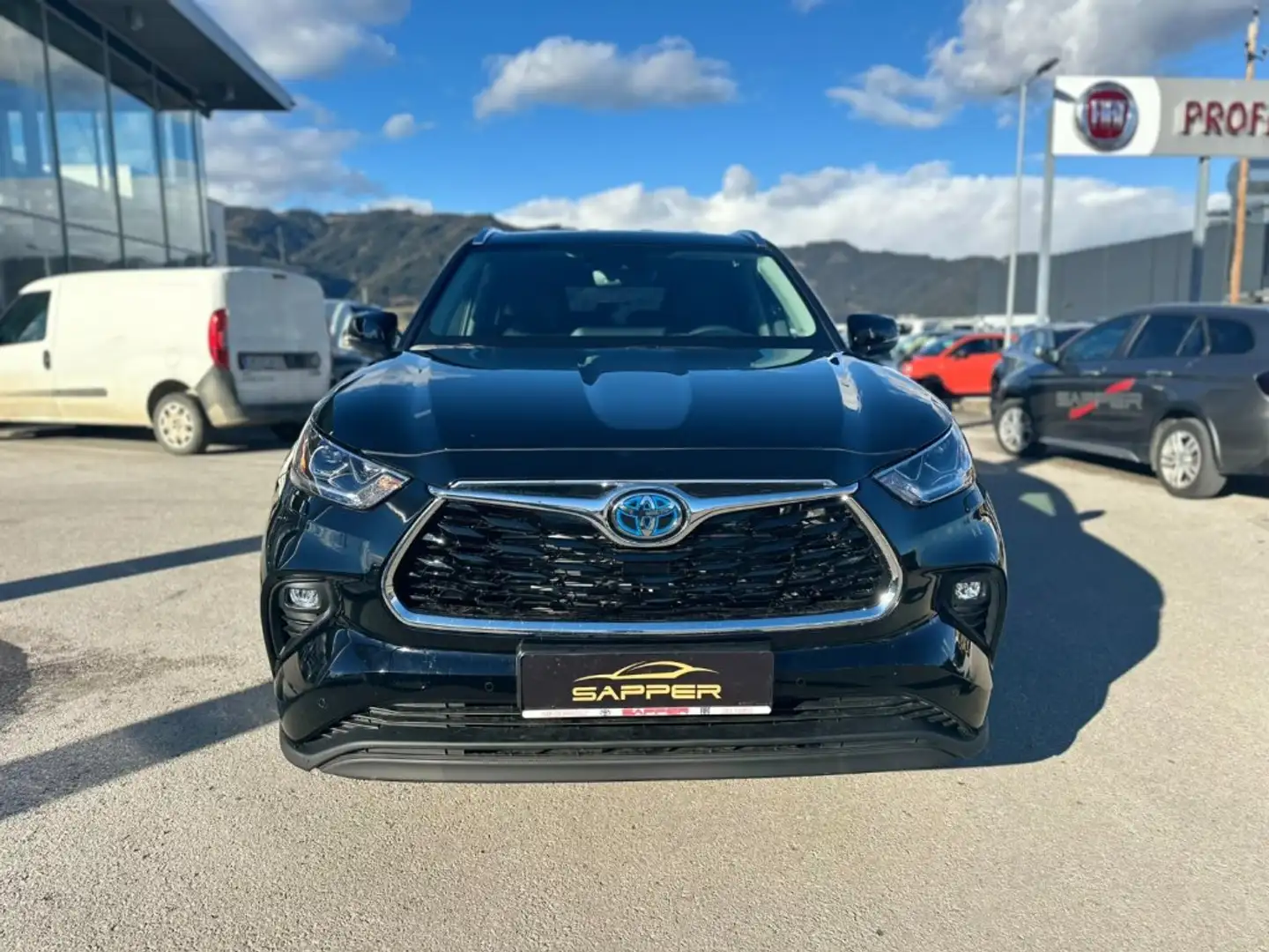 Toyota Highlander 2,5 Hybrid Style Schwarz - 2