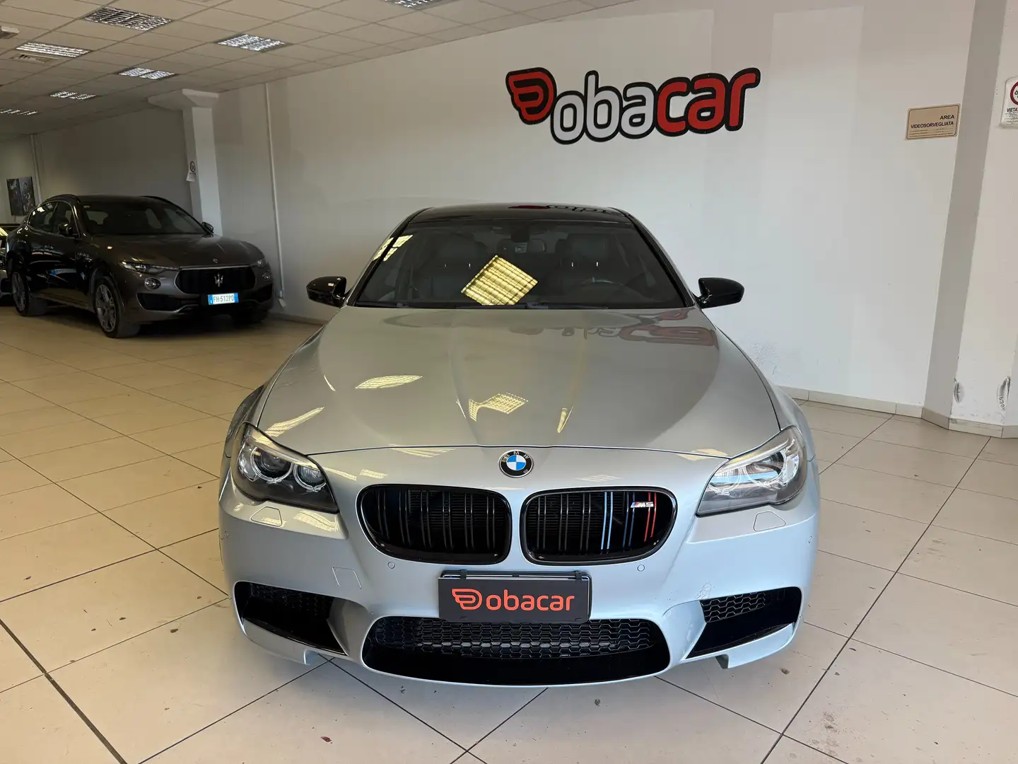BMW M5 4.4 V8 auto Grigio - 2