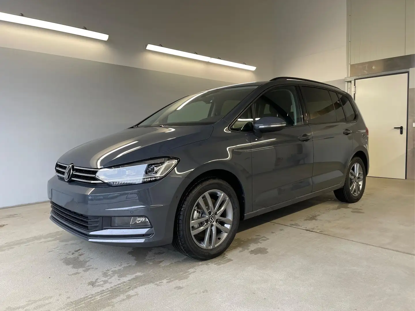 Volkswagen Touran Comfortline 7Si+IQ.Light+TrailerAss+Cam 1.5 TSI... Gri - 1