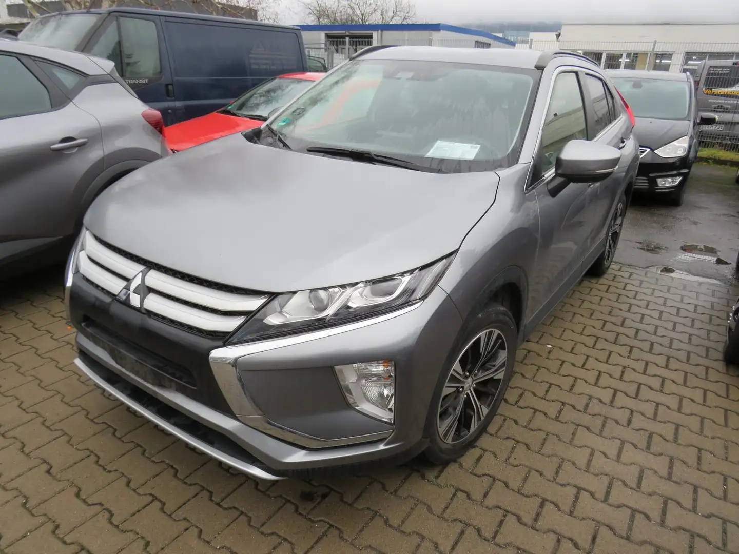 Mitsubishi Eclipse Cross Active 2WD 1.5 T-MIVEC Automatik Gri - 1
