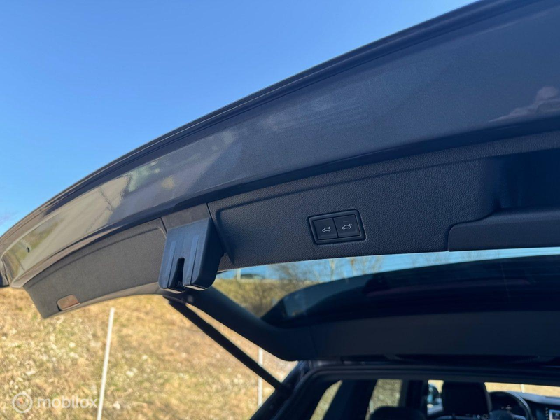Volkswagen Touareg 3.0 TSi eHybrid 4MOTION R, pano, dynaudio — photo 25