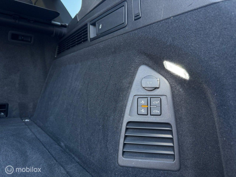 Volkswagen Touareg 3.0 TSi eHybrid 4MOTION R, pano, dynaudio — photo 26