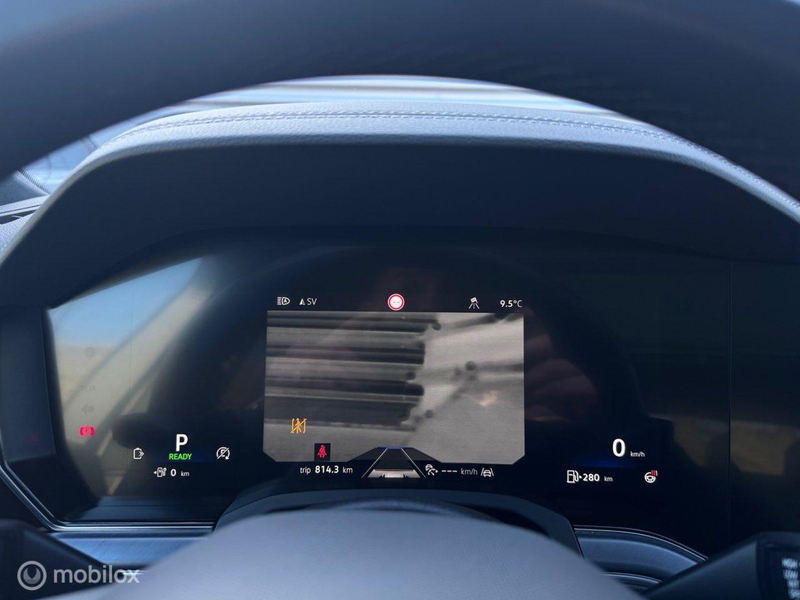 Volkswagen Touareg 3.0 TSi eHybrid 4MOTION R, pano, dynaudio — photo 17