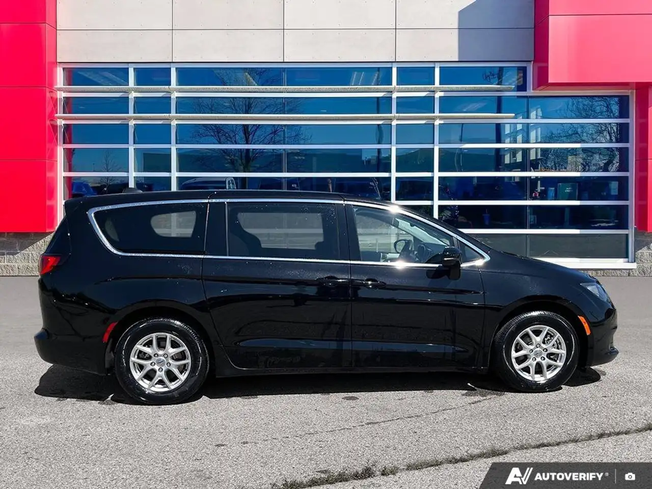 Chrysler Grand Caravan fotografie Chrysler Grand Caravan