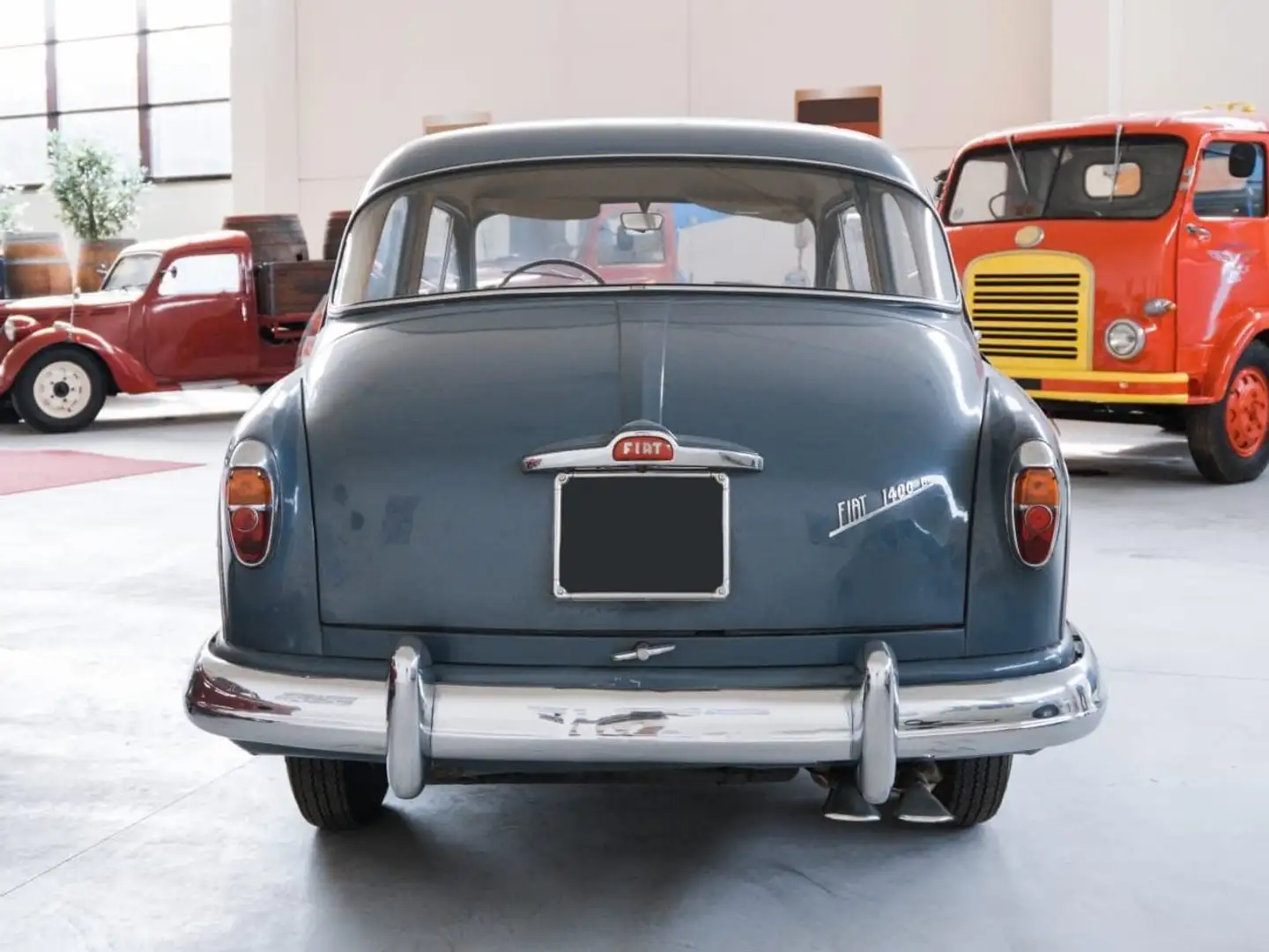 Fiat 1400 b Синій - 2