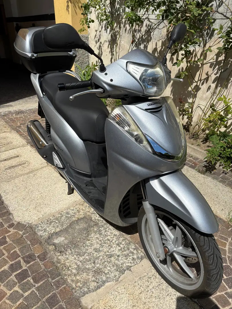 Honda SH 300 Argintiu - 1