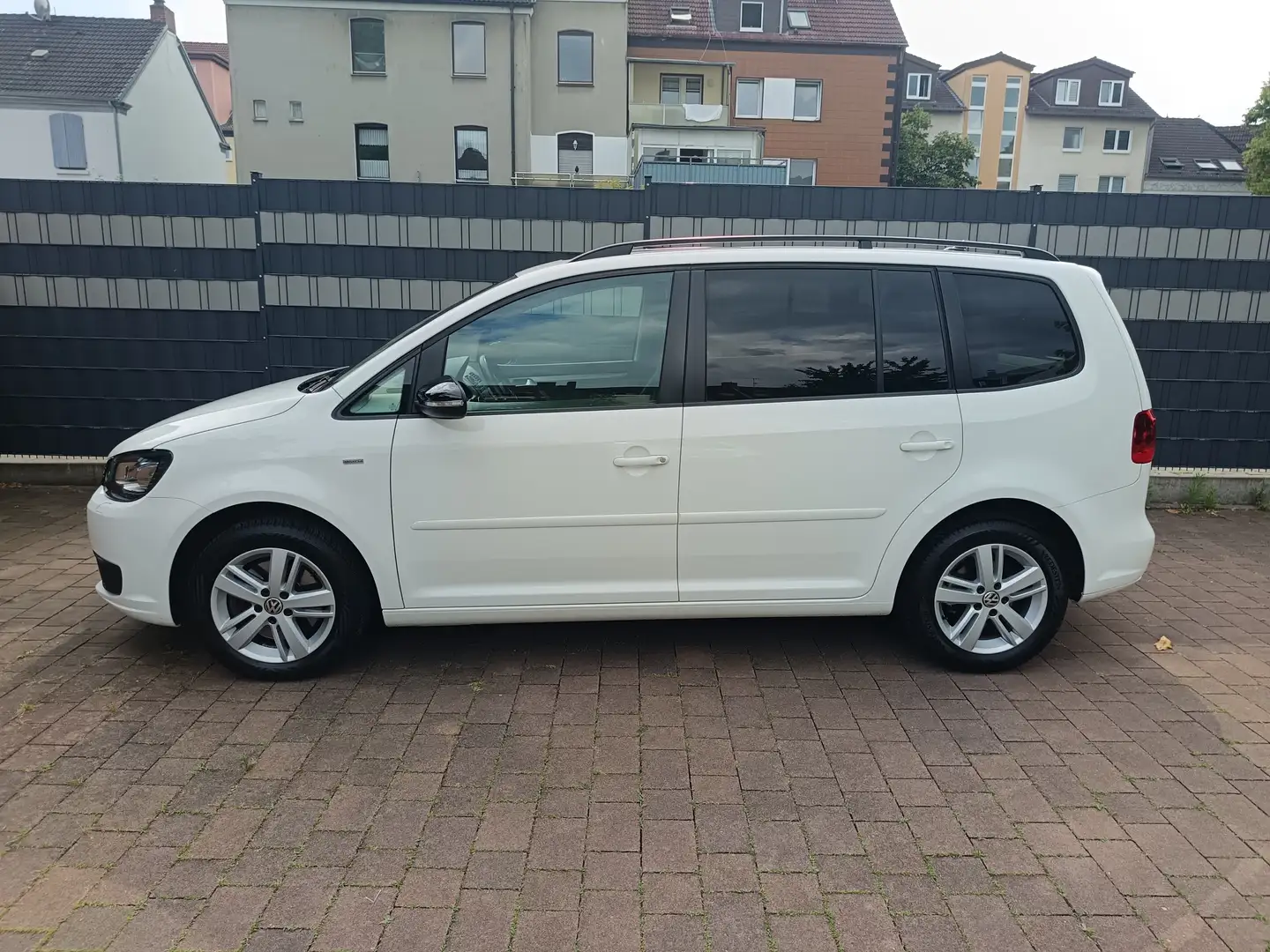 Volkswagen Touran Touran 1.4 TSI DSG MATCH Panorama-Dach,Schiebedach Weiß - 2