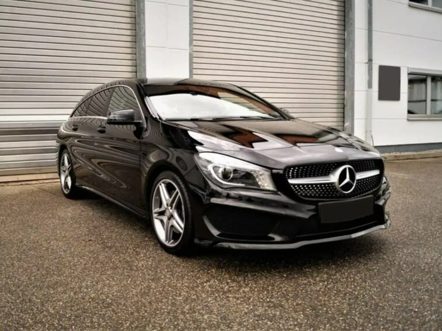 Mercedes-Benz CLA 250 CLA Shooting Brake Shooting Brake 7G-DCT AMG Line Nero - 2