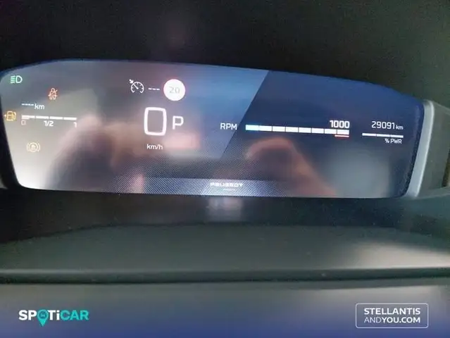 Peugeot 2008 view 12