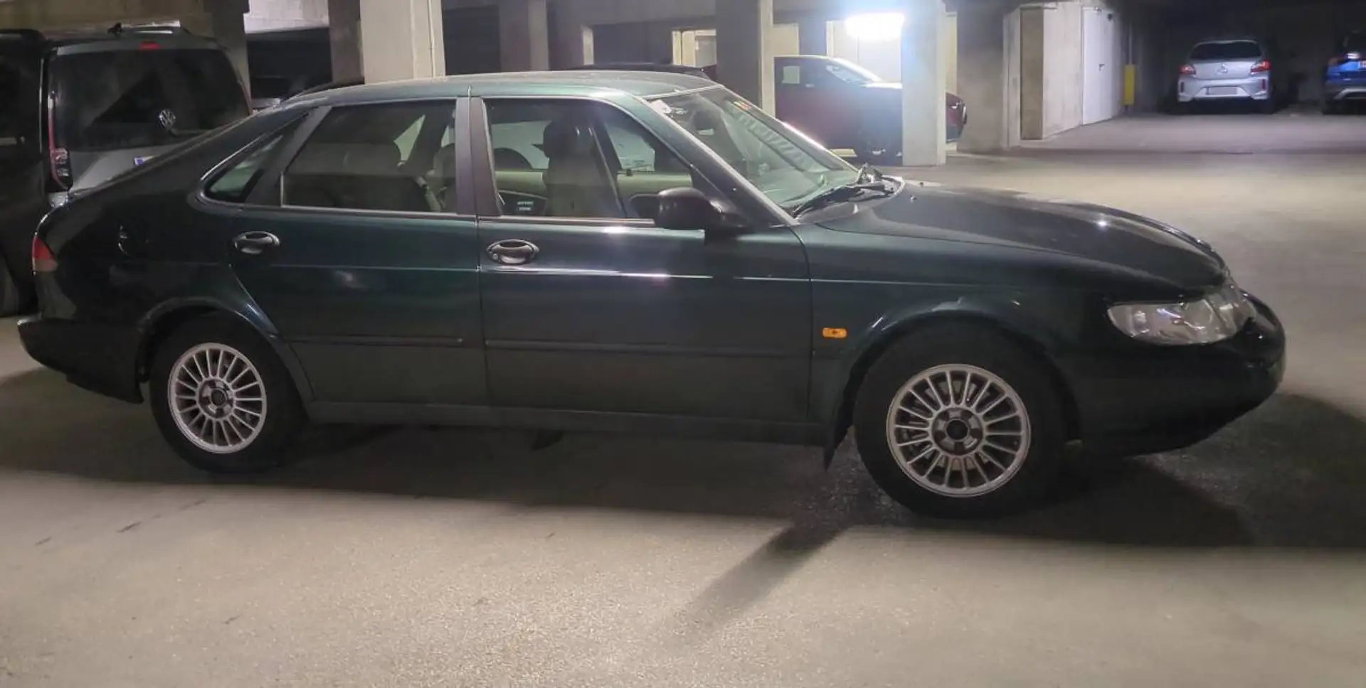 Saab 900 900 2,3i SE Grün - 1