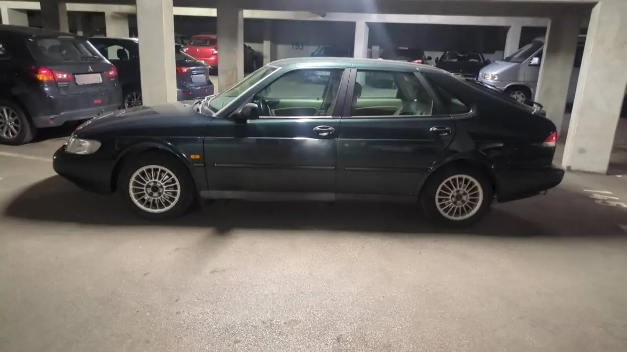 Saab 900 2,3i SE, foto 7