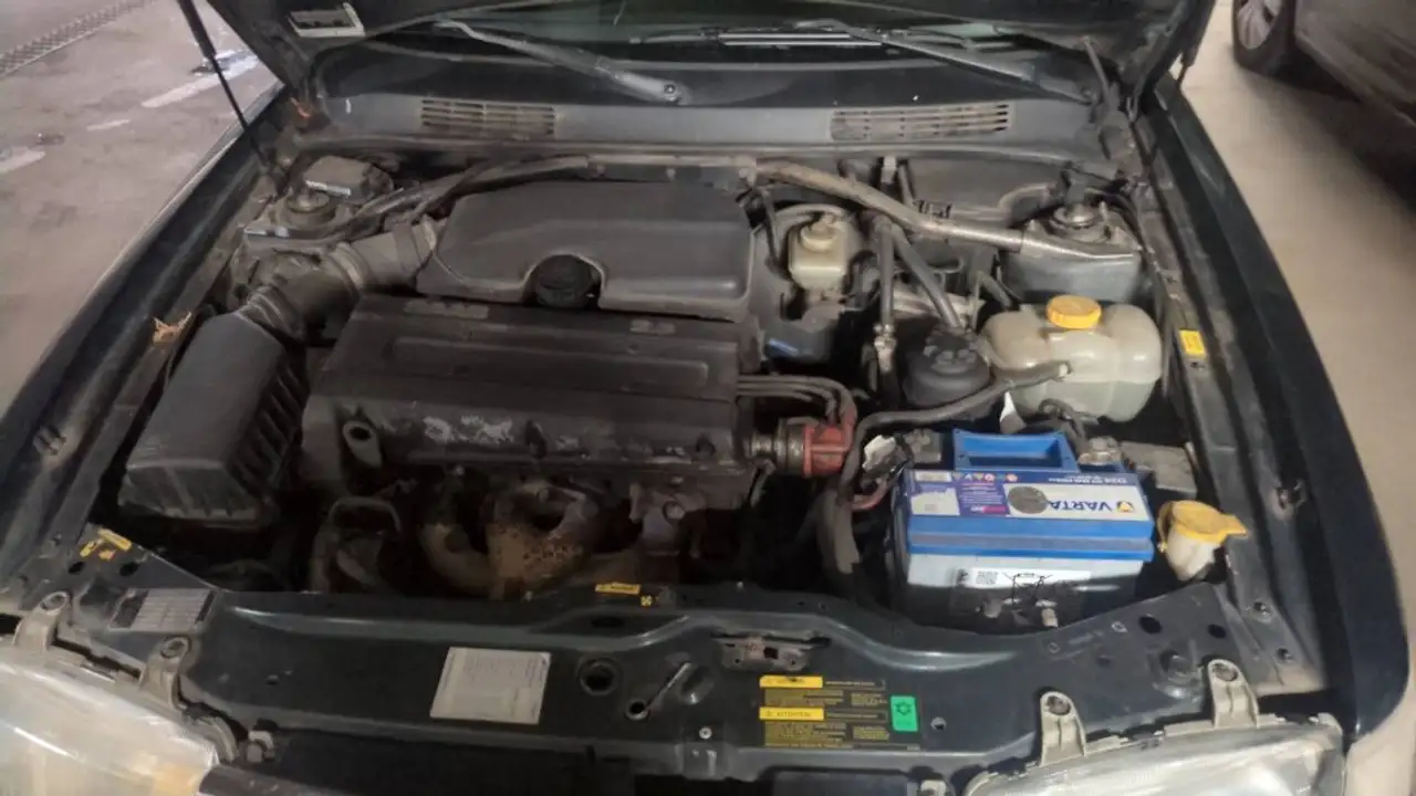 Saab 900 2,3i SE, foto 8