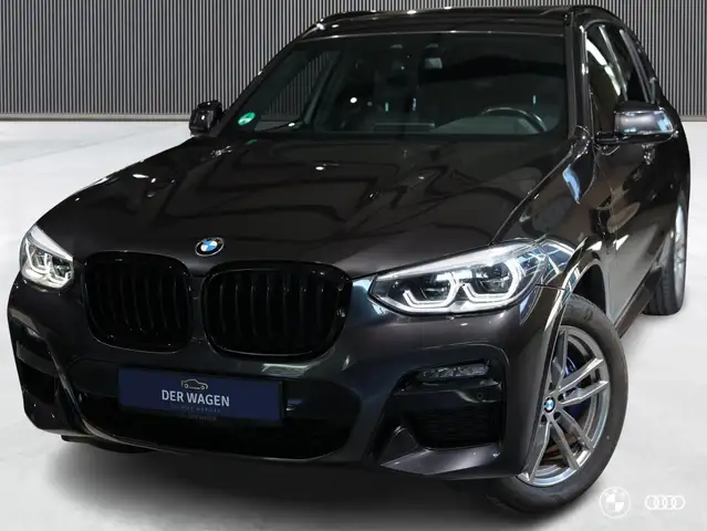 BMW X3 xDr30e M SPORT / PANODAK / ACC / TREKHAAK / HIFI /