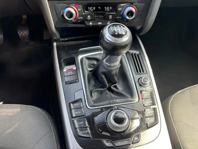 Audi A4 view 15