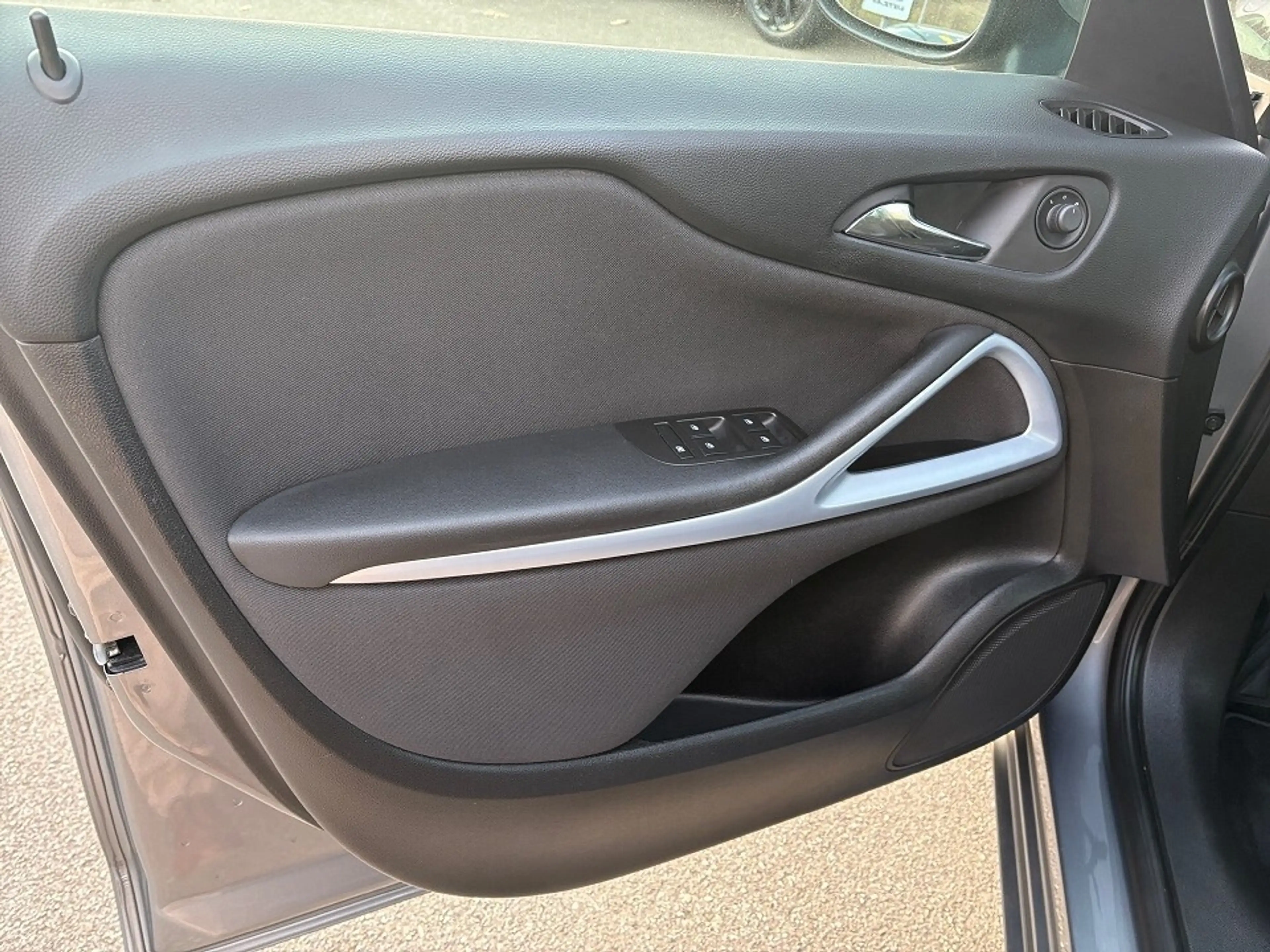 Opel Zafira Tourer — photo 14