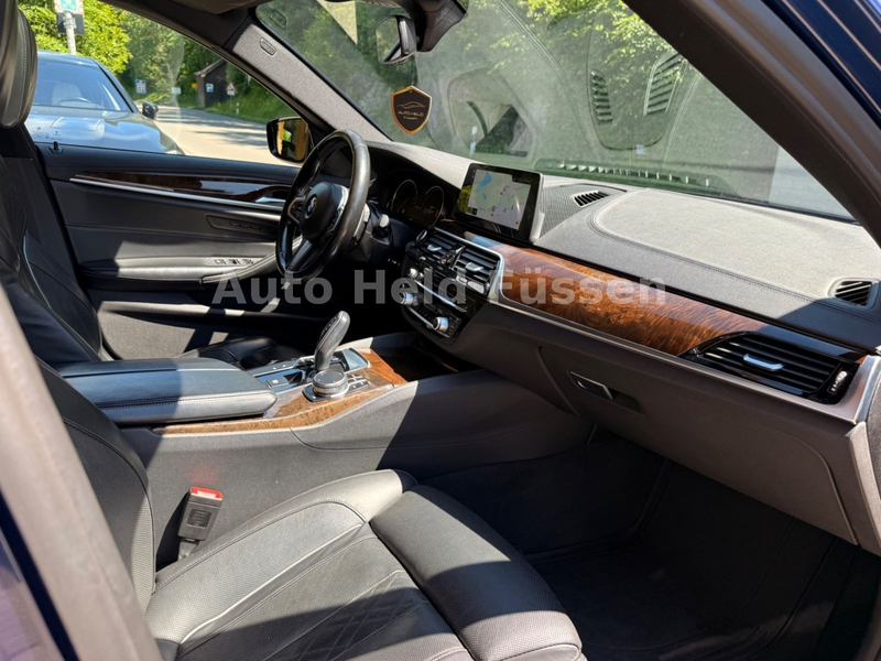 BMW 550 i xDrive Lim Navi HUD 360° TTW Schiebedach — photo 11