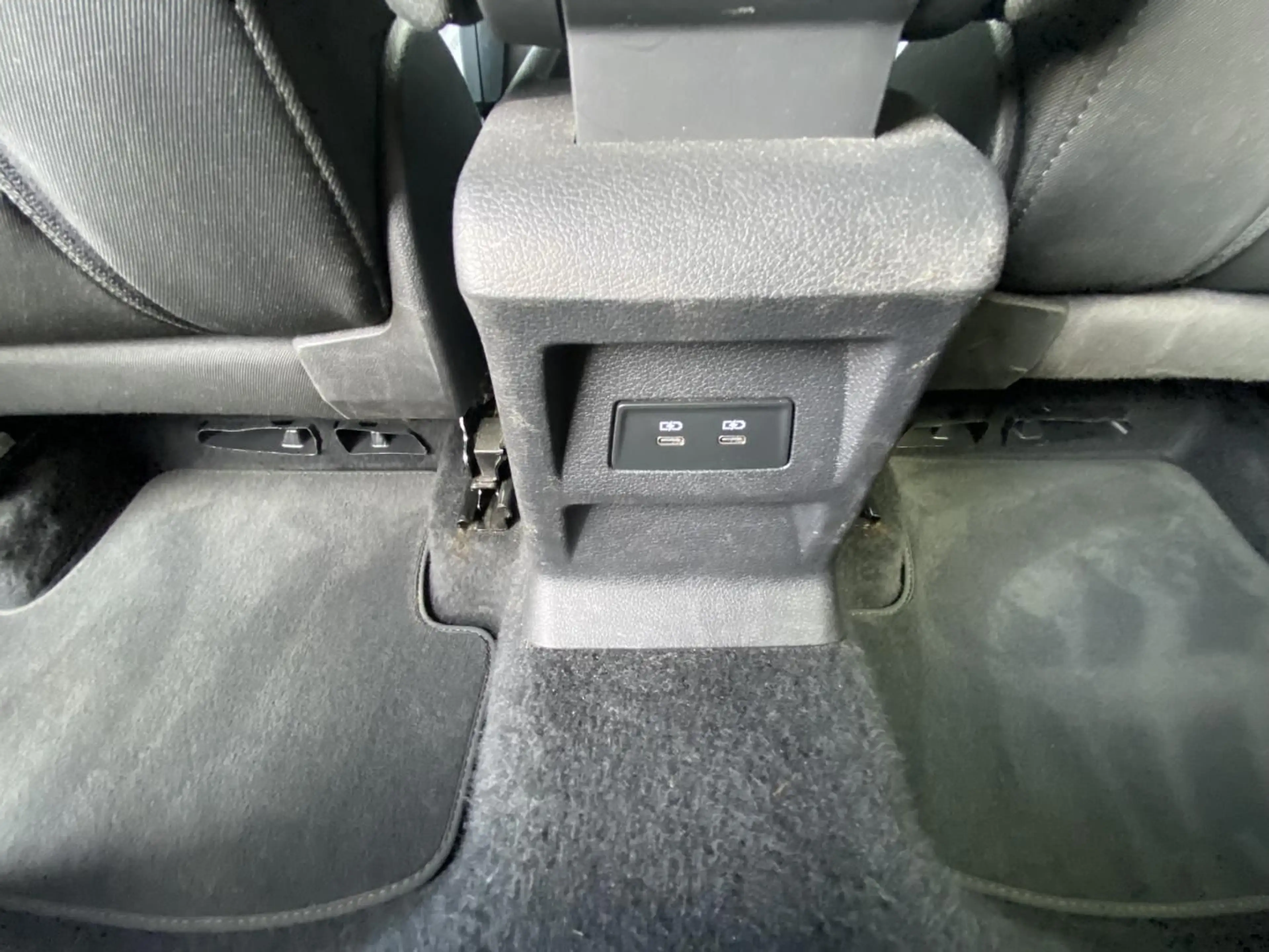 Audi Q2 35 1.5 TSI S-tronic advanced NAVI+VIRTUAL-COC — photo 12
