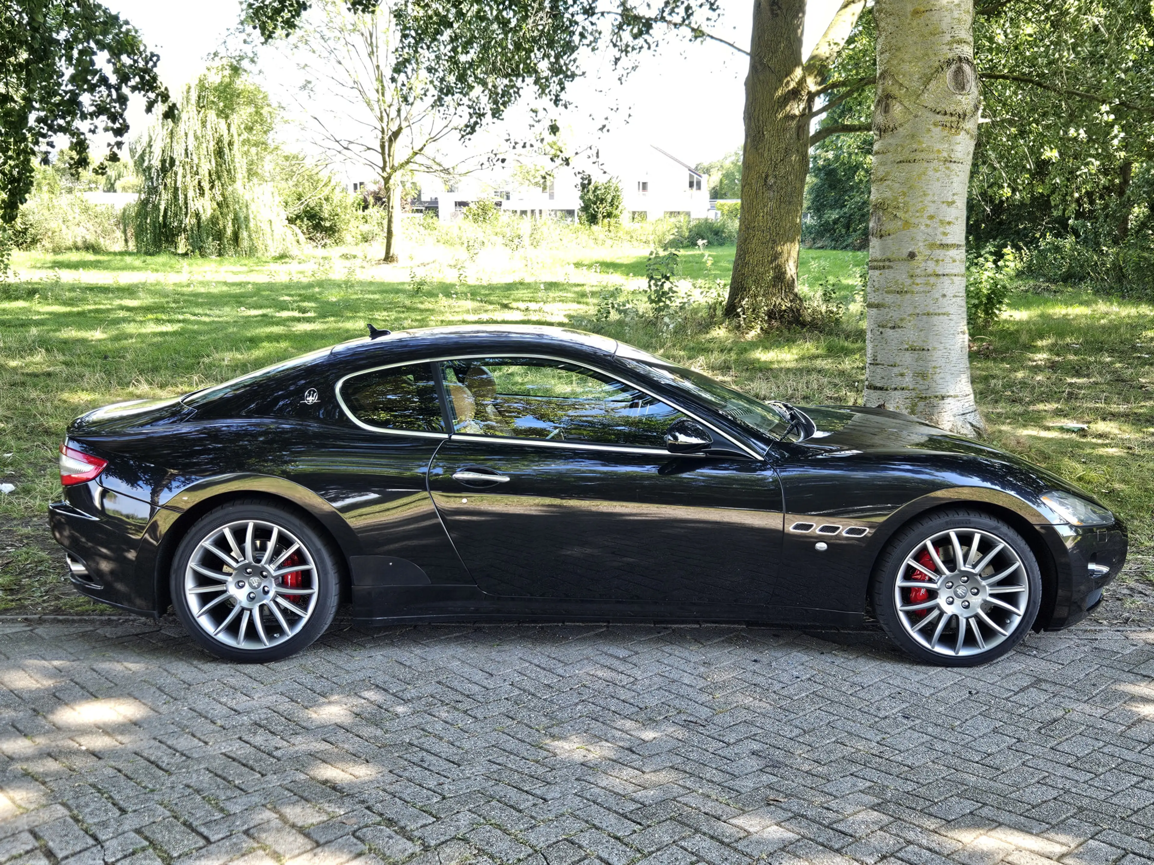 Maserati GranTurismo 4.7 S — photo 9