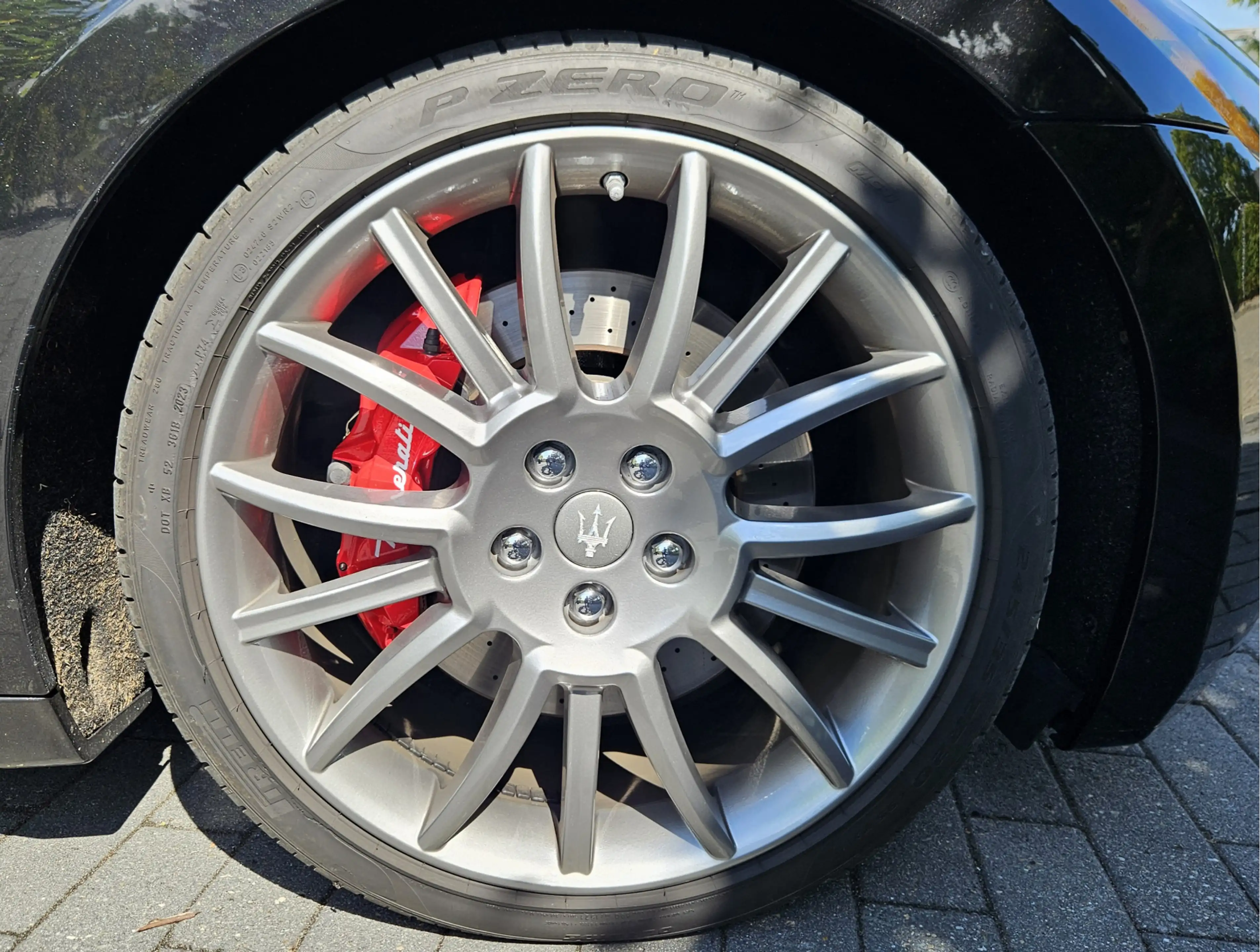 Maserati GranTurismo 4.7 S — photo 14