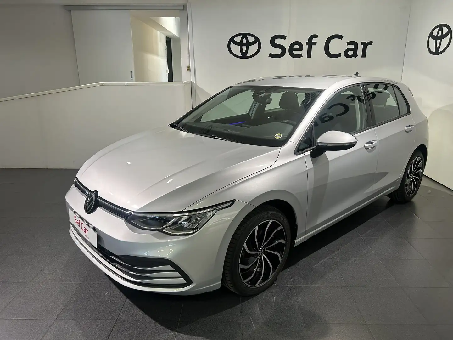 Volkswagen Golf 1.5 eTSI 130 CV EVO ACT DSG Style Argento - 1