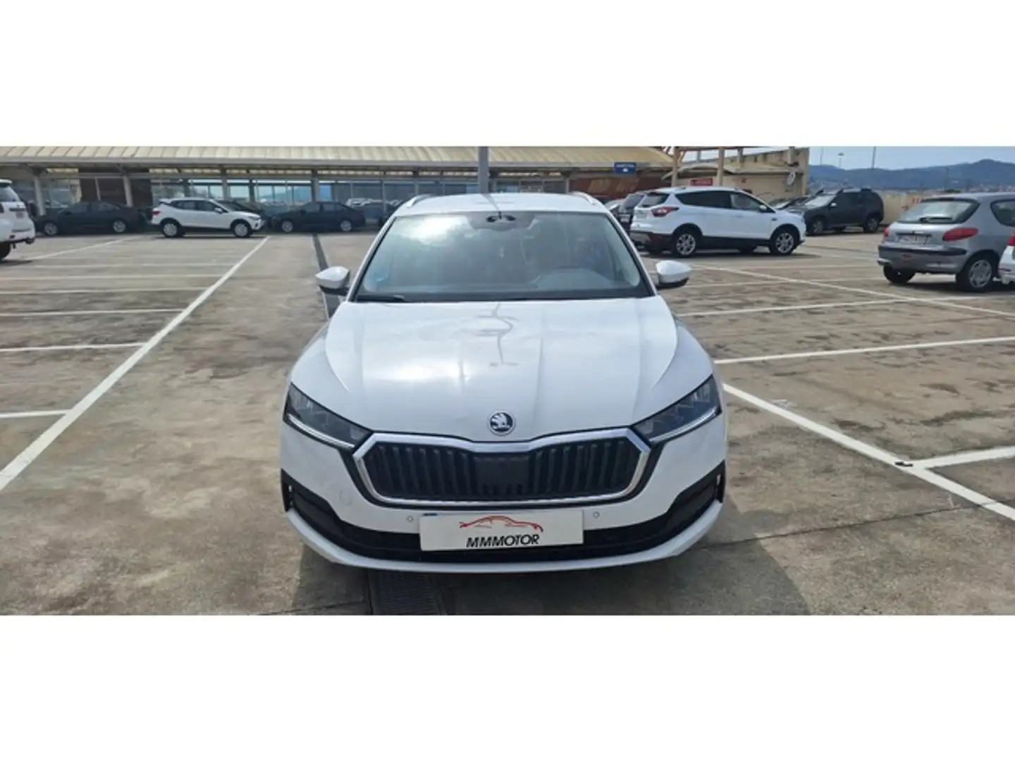 Skoda Octavia Combi 2.0TDI Ambition DSG 110kW Blanco - 2