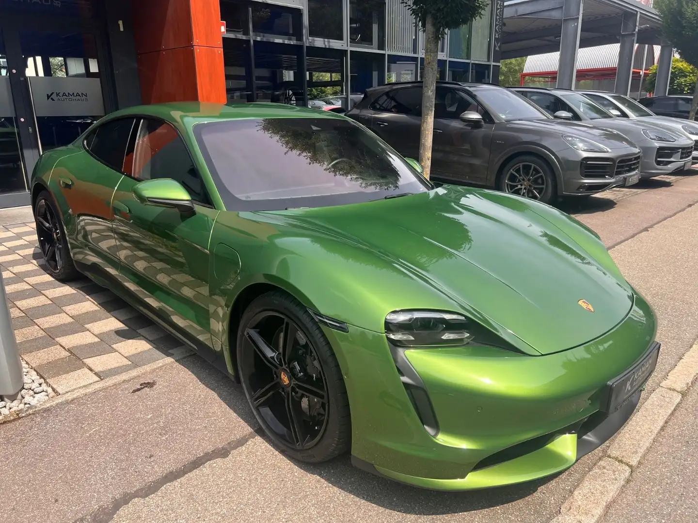 Porsche Taycan Turbo #PCCB KERAMIK! 21" MISSION! 1-HAND Grün - 2