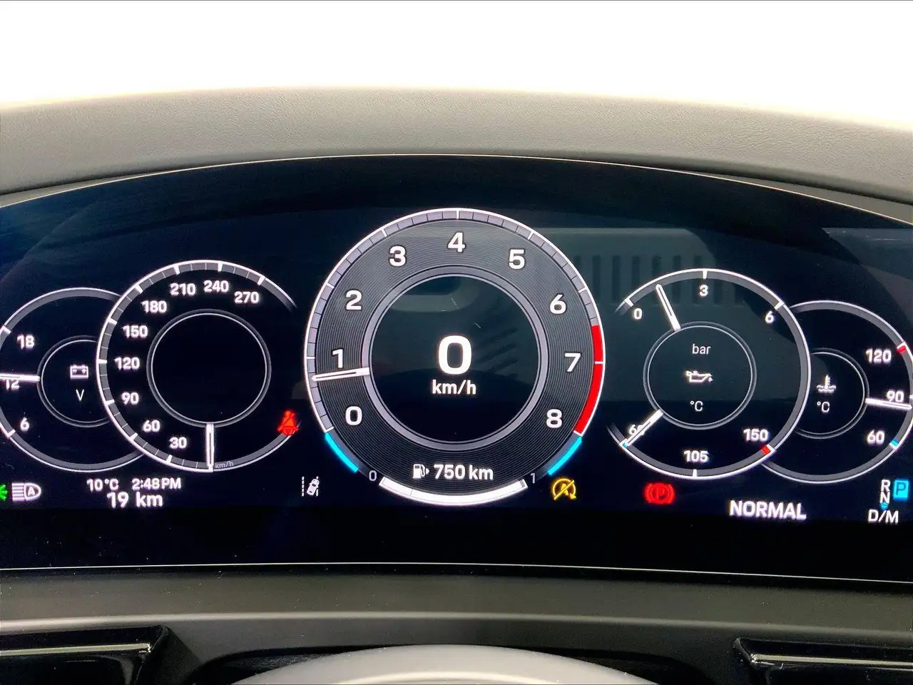 Porsche Cayenne снимка Porsche Cayenne