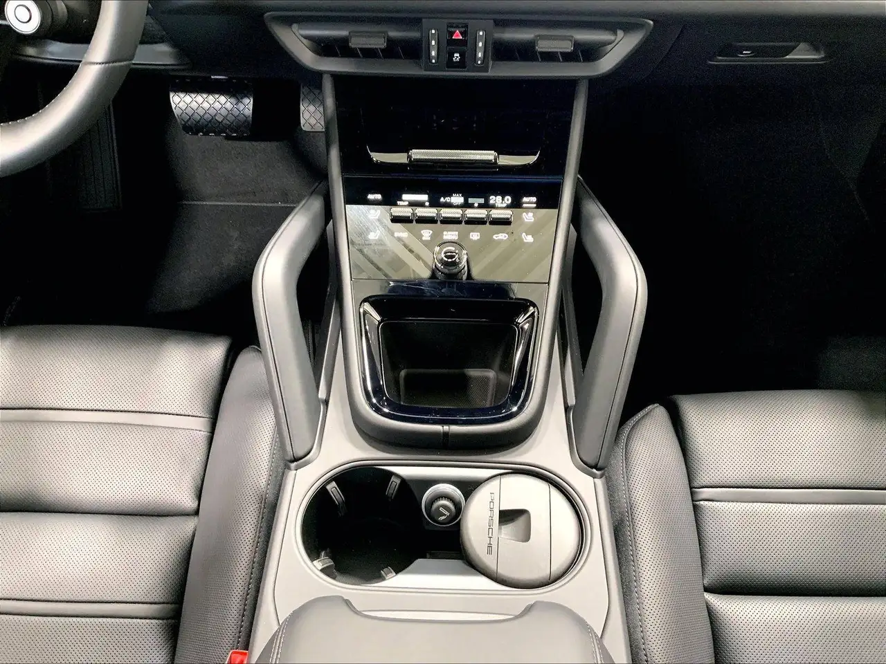 Porsche Cayenne снимка Porsche Cayenne
