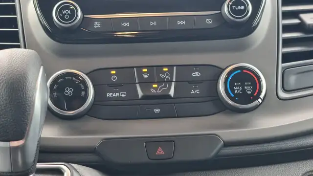 Ford Transit Custom Trend NUGGET Camping Aut. *Standheizung*AHK* Ansicht 20