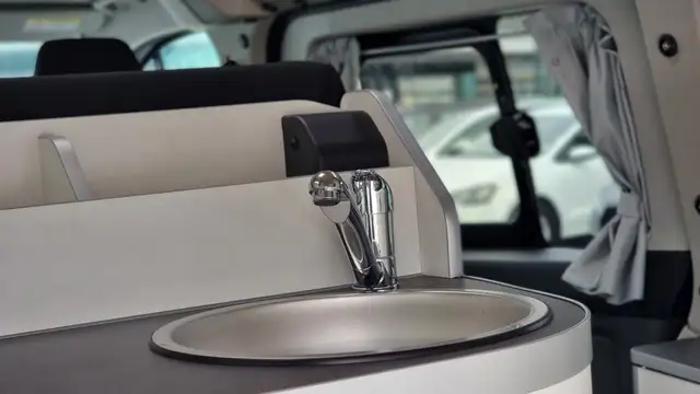 Ford Transit Custom Trend NUGGET Camping Aut. *Standheizung*AHK* Ansicht 21