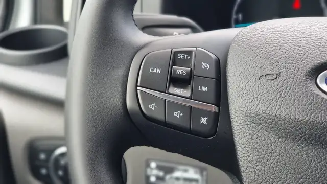 Ford Transit Custom Trend NUGGET Camping Aut. *Standheizung*AHK* Ansicht 27