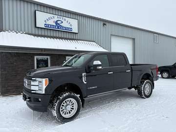 Crew Cab 4X4 Platinum 6.7L - Rebuilt Title