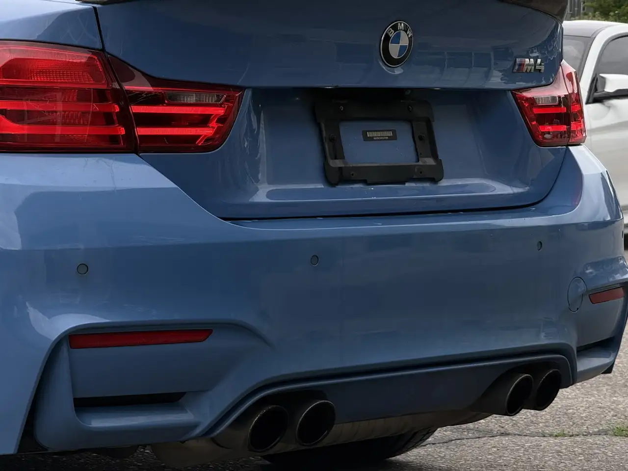 BMW M4 photo BMW M4