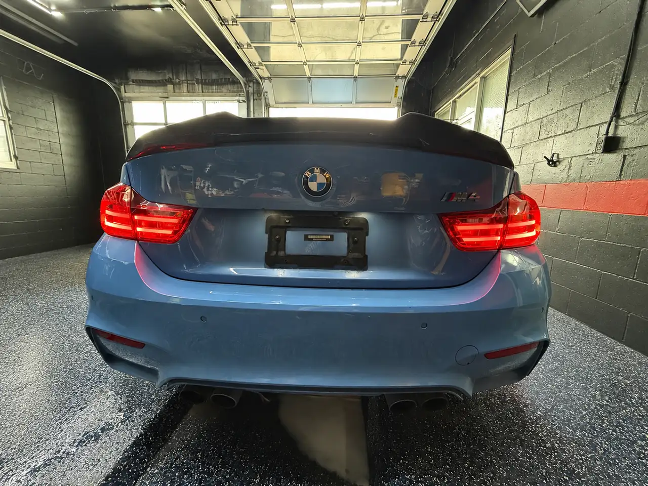 BMW M4 photo BMW M4