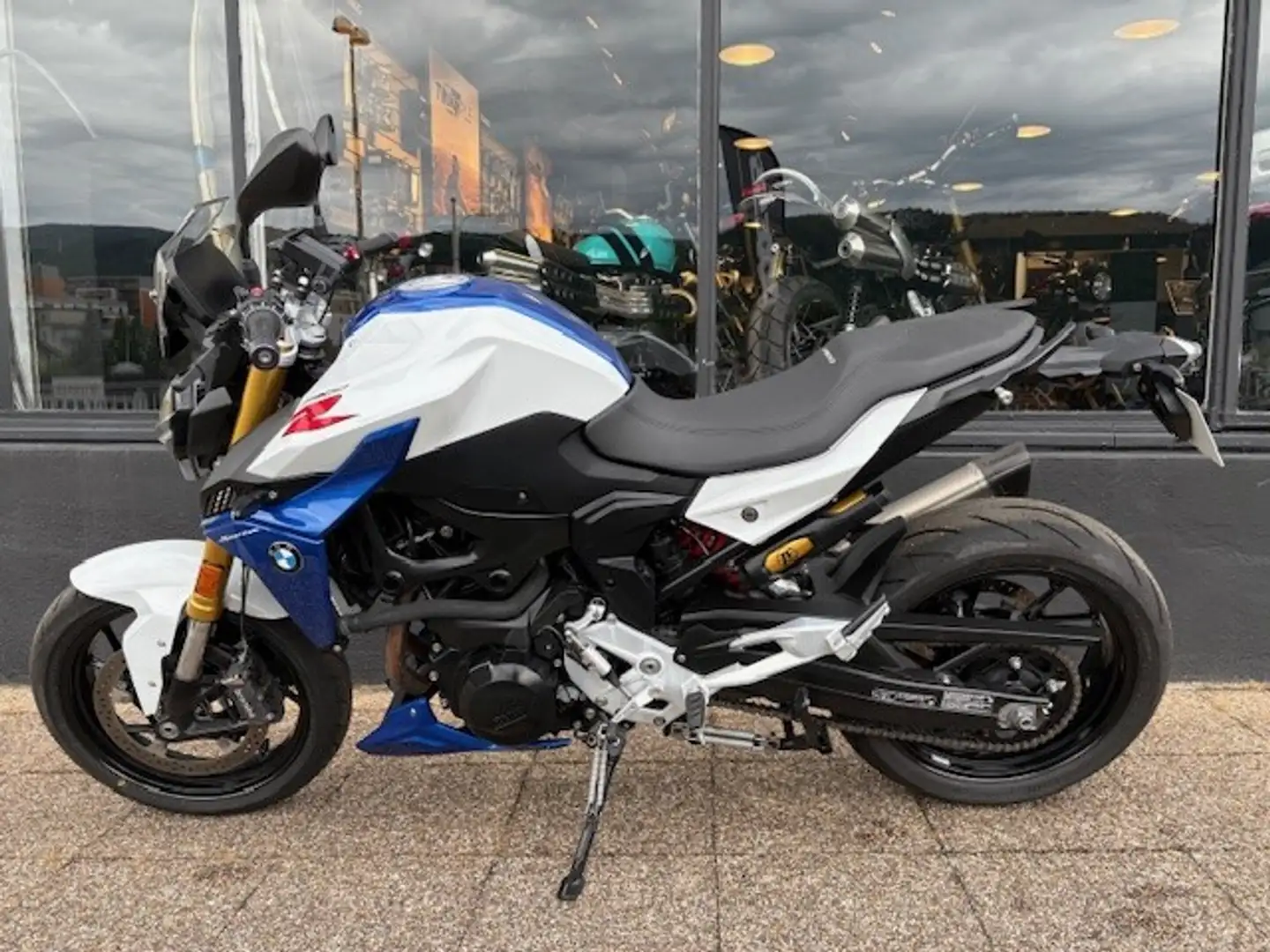 BMW F 900 R Weiß - 2