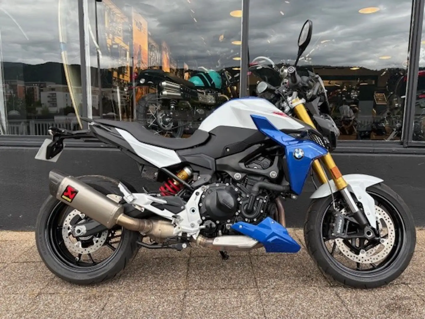BMW F 900 R Weiß - 1