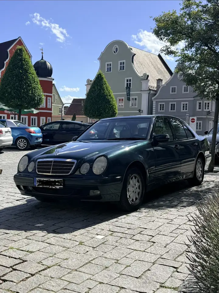 Mercedes-Benz E 200 Cdı, foto 1