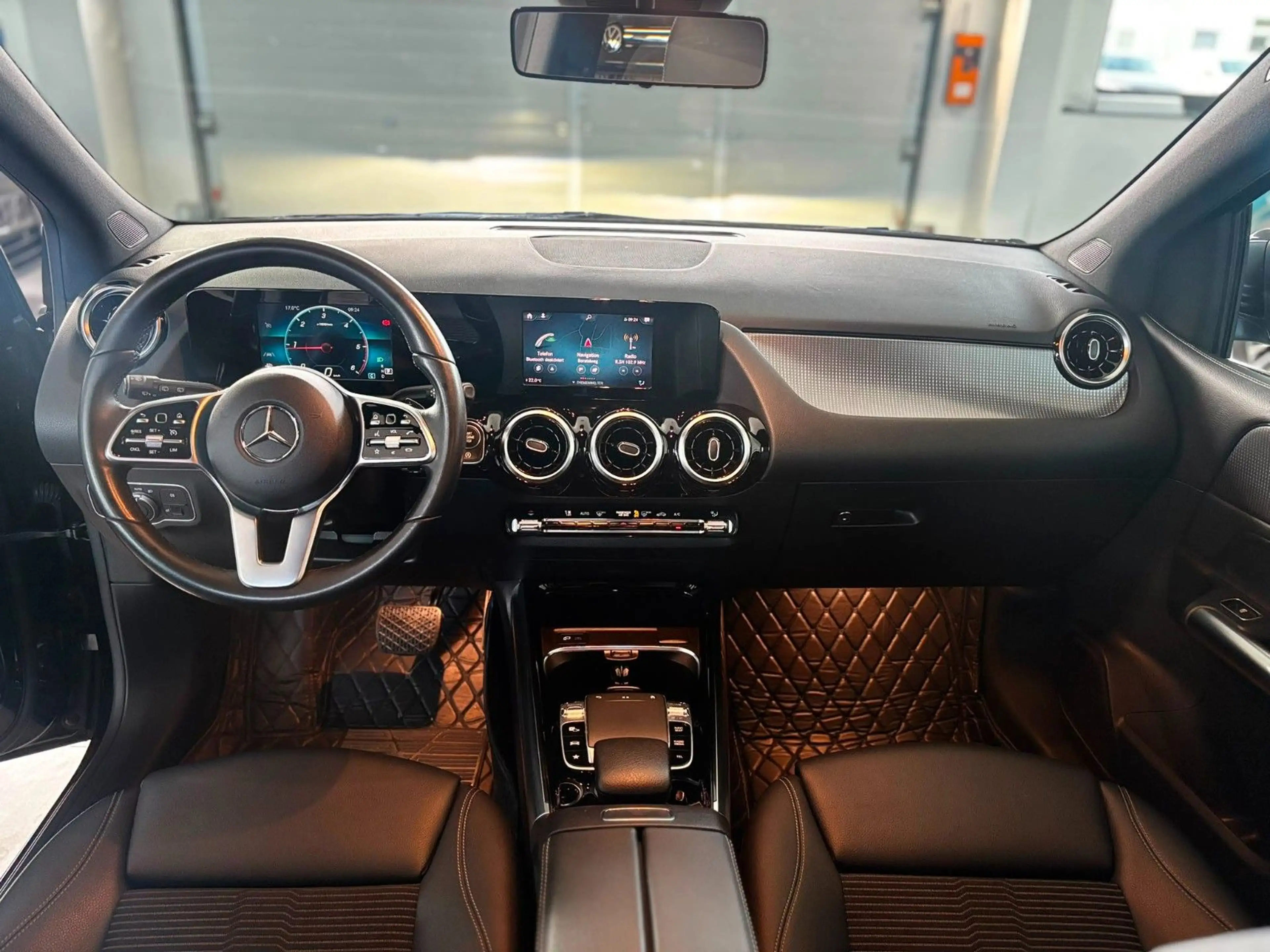 Mercedes-Benz B 180 d LED/NAVI/TEMP/SPUR/STZH — photo 10