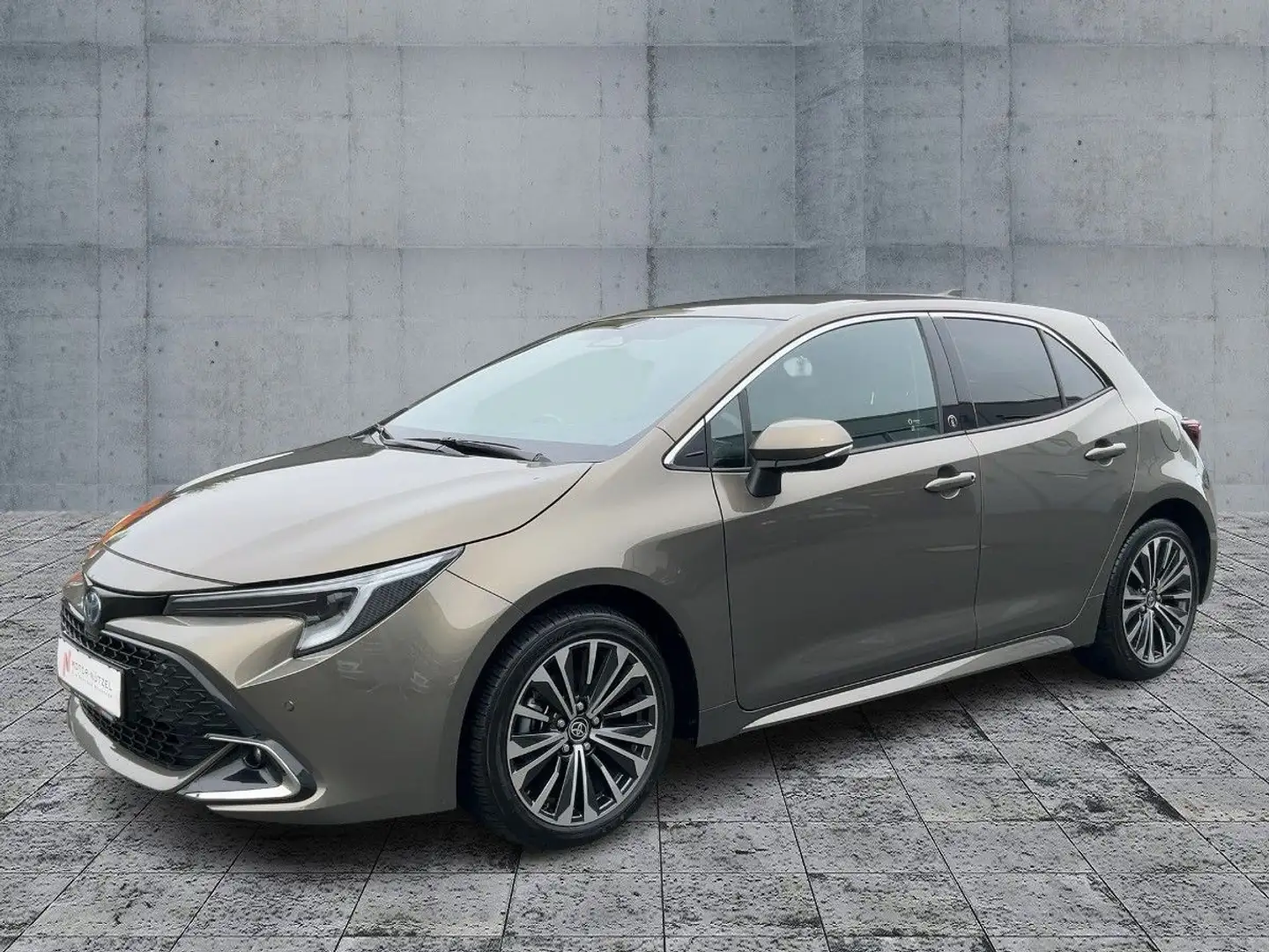 Toyota Corolla 1.8Hybrid TEAM D LED+NAV+ACC+RFK+SHZ+MFL Braun - 2