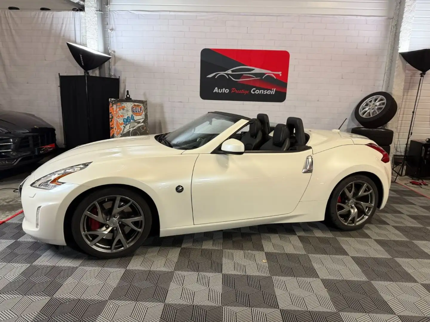 Nissan 370Z 3.7 V6 328ch Biały - 2