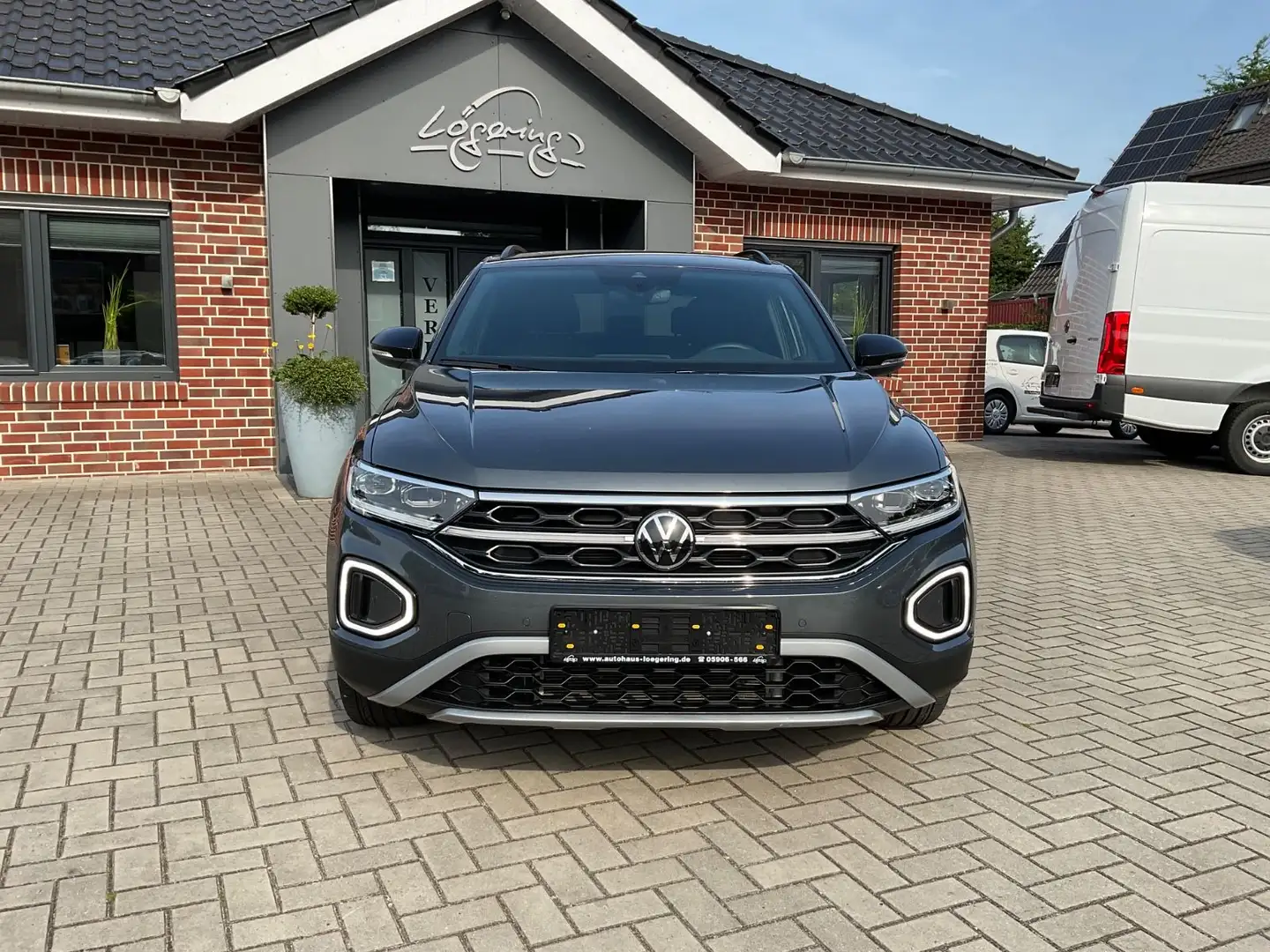 Volkswagen T-Roc 1.5 TSI OPF DSG MOVE,Navi,VirtualDisplay Gris - 2