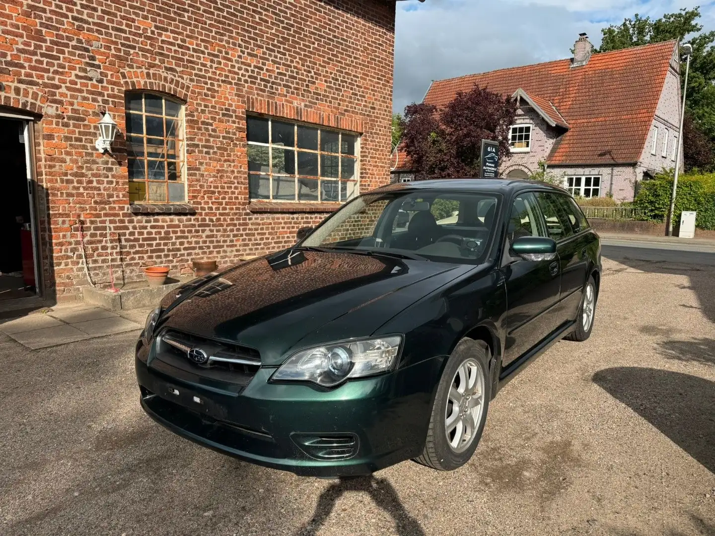 Subaru Legacy Kombi/ Outback 2.0, LPG-Gas Verde - 1