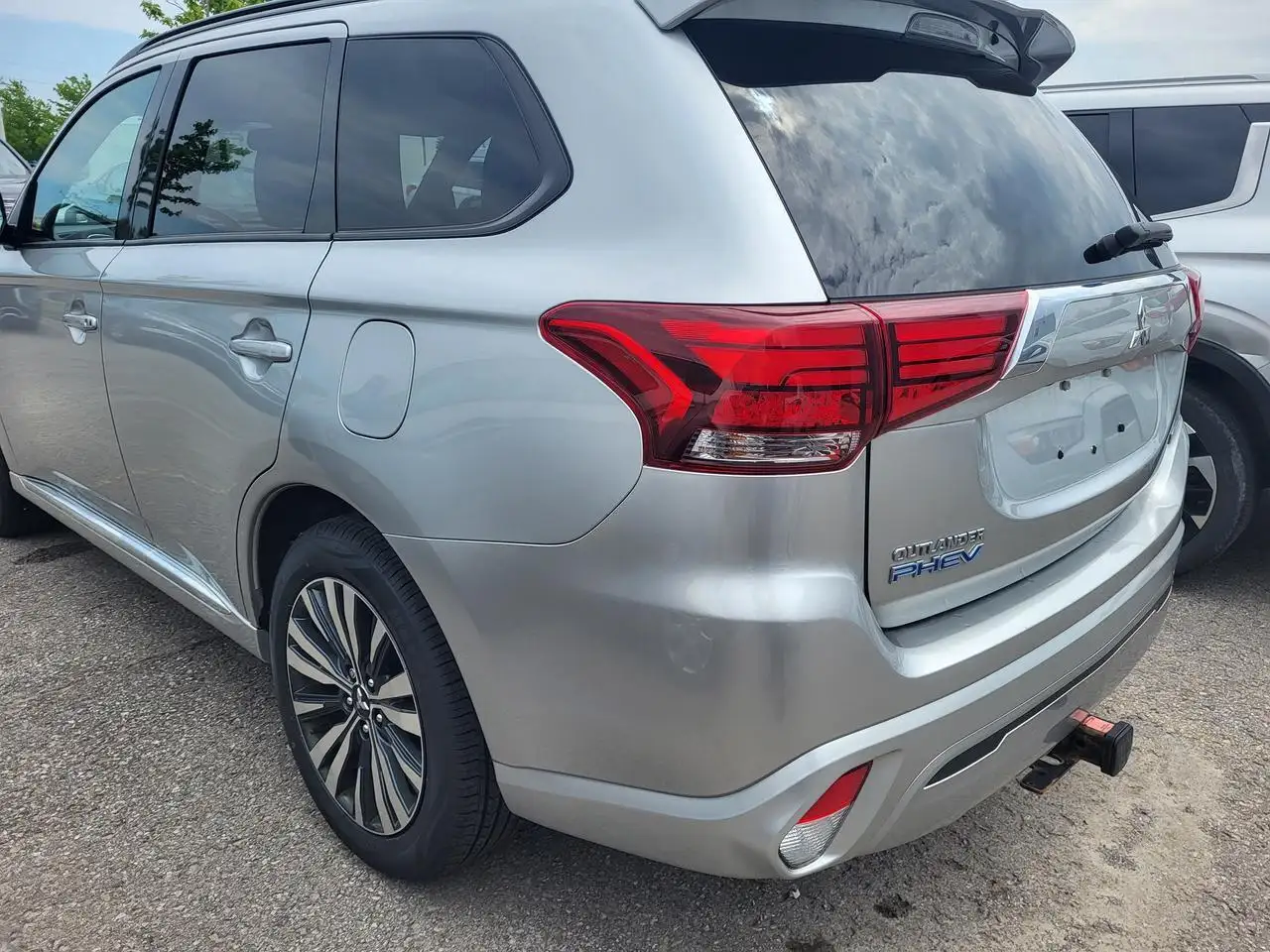 Mitsubishi Outlander снимка Mitsubishi Outlander