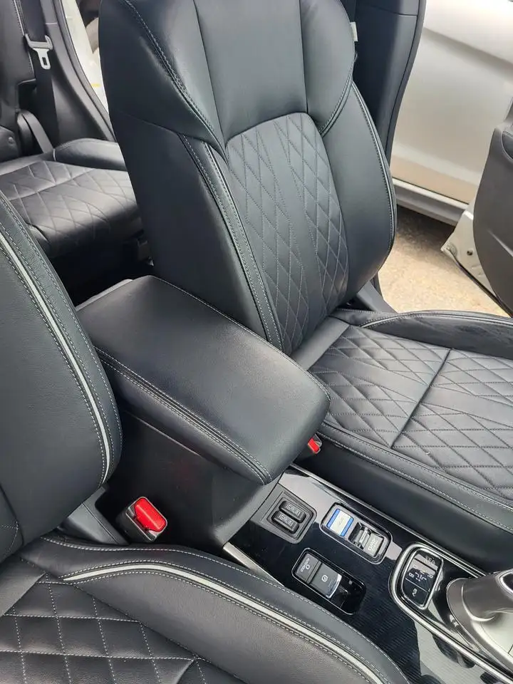 Mitsubishi Outlander снимка Mitsubishi Outlander