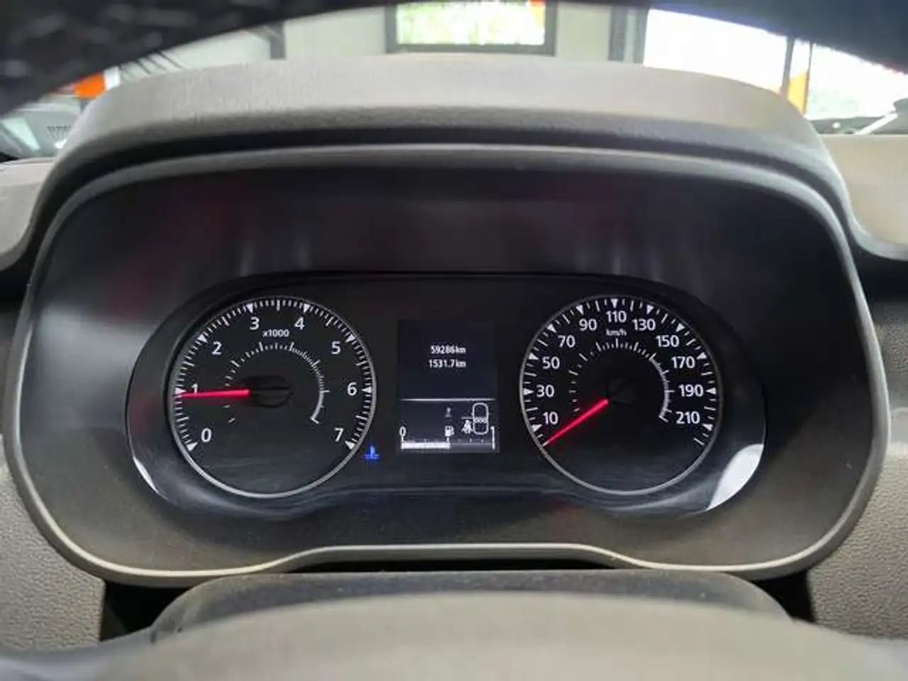 Dacia Duster — photo 14